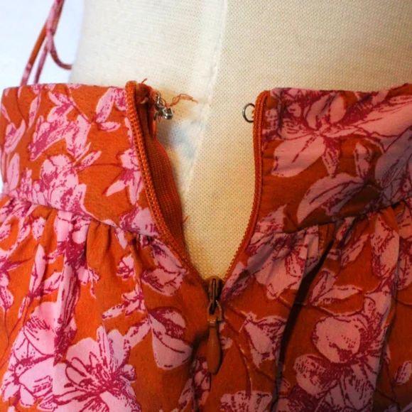 NWT Forever 21 Floral Cutout Maxi Dress – Burgundy/White, Size L - Picture 5 of 9